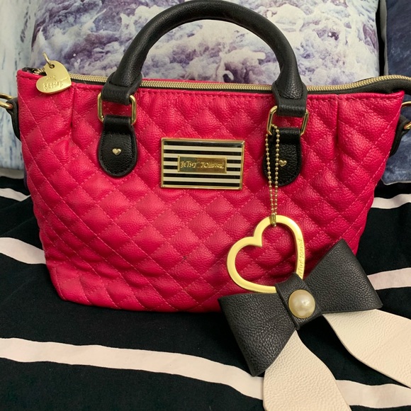 Betsey Johnson Hot Pink Handbag W/ Shoulder Strap - Picture 1 of 4